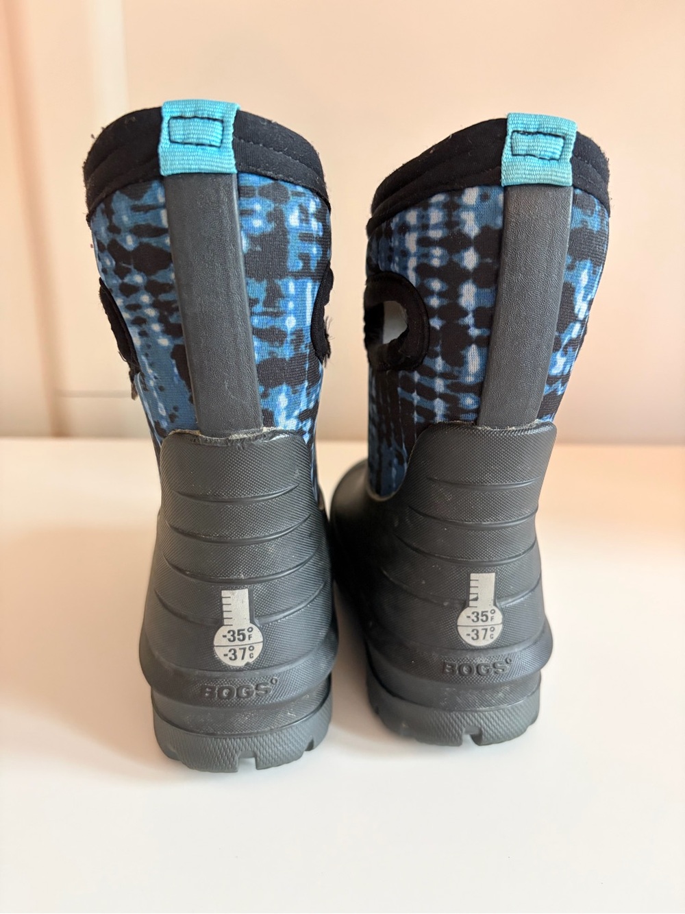 Bogs Winter Boot - Picture 3 of 7